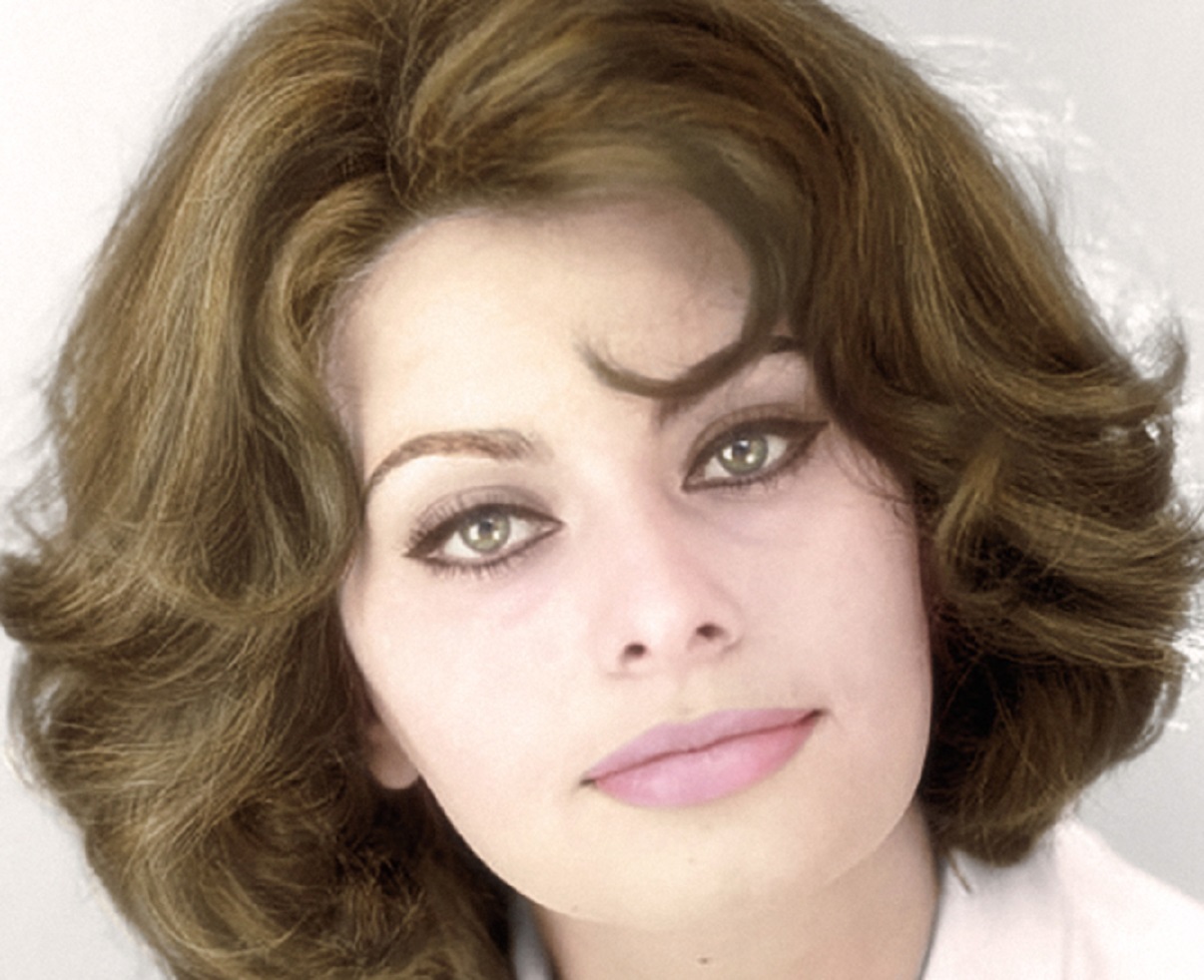 Portrait of Sophia Loren looking at camera.