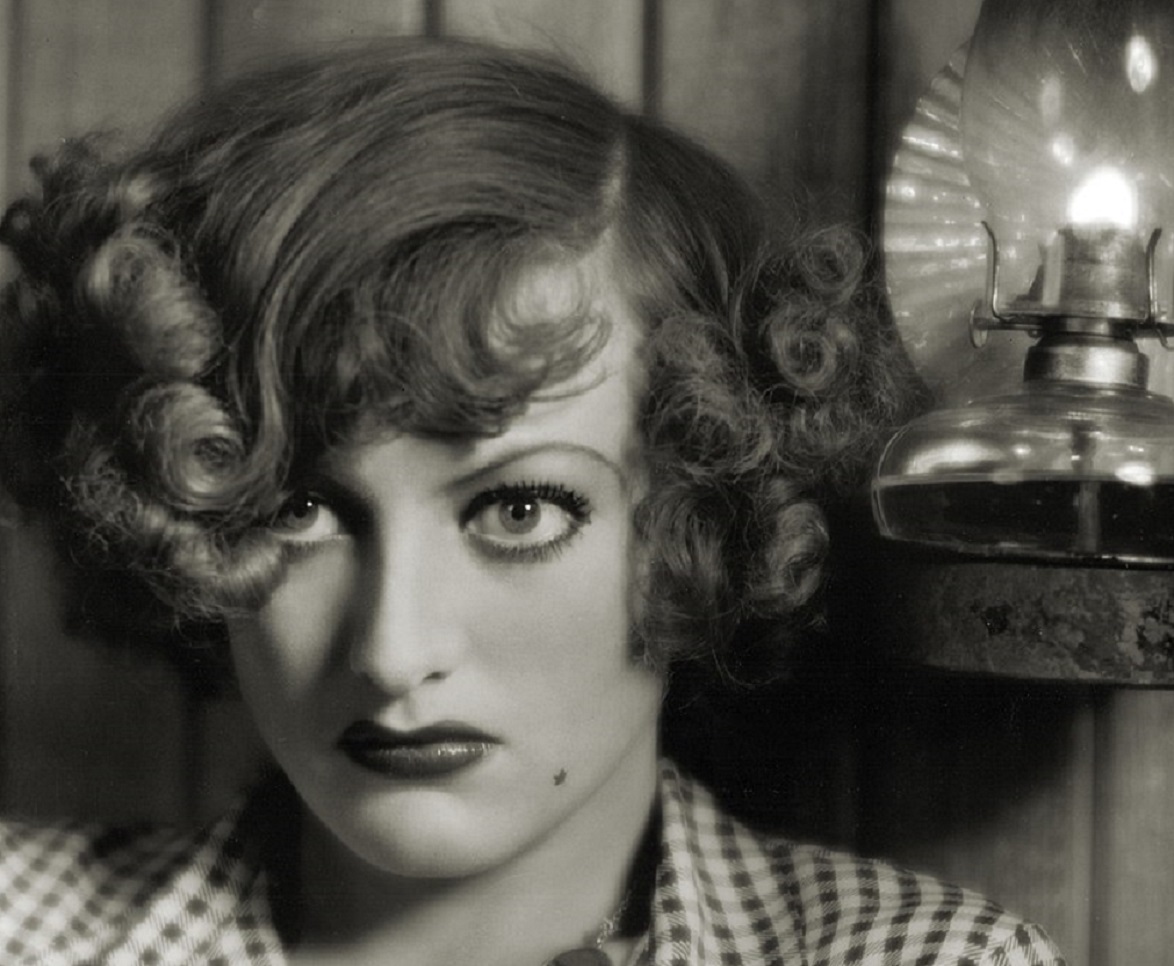 Joan Crawford in Rain (1932) publicity still.