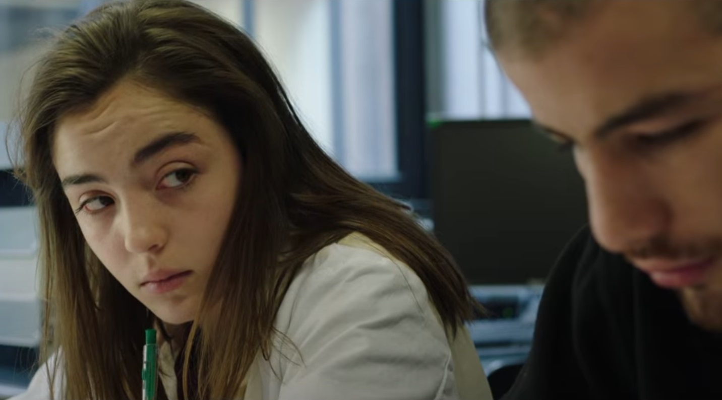 Screenshot from the movie Raw (2016)