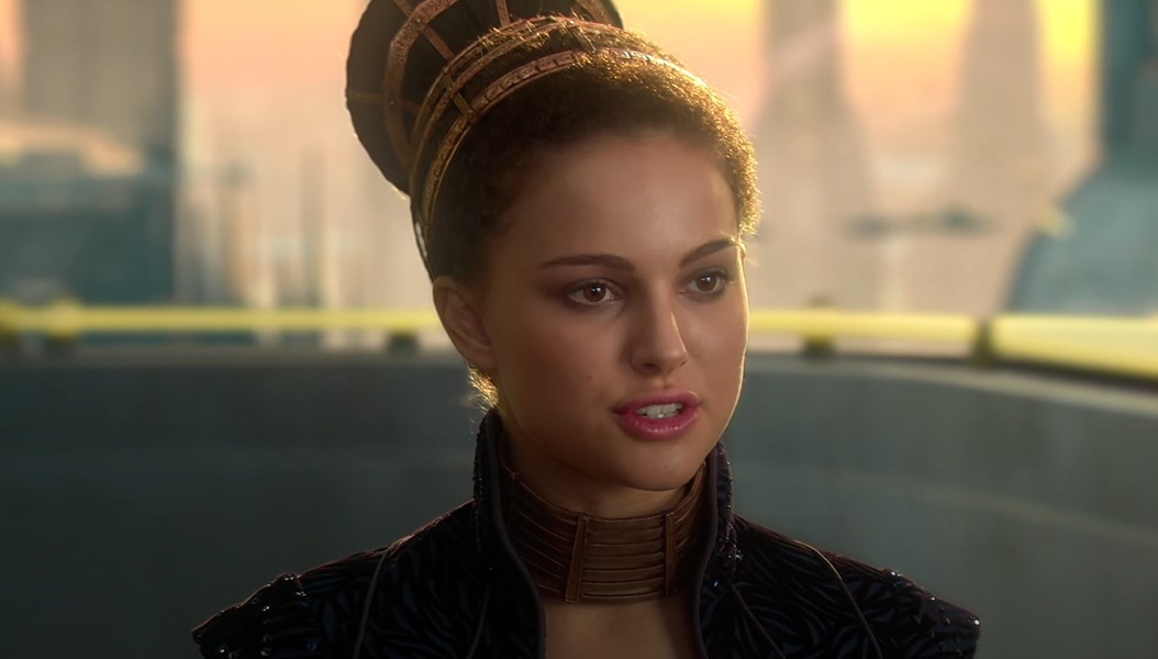  Natalie Portman in Star Wars: Episode II – Attack of the Clones (2002) in costume 