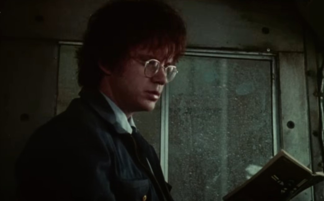 Tim Robbins in Jacob's Ladder (1990)