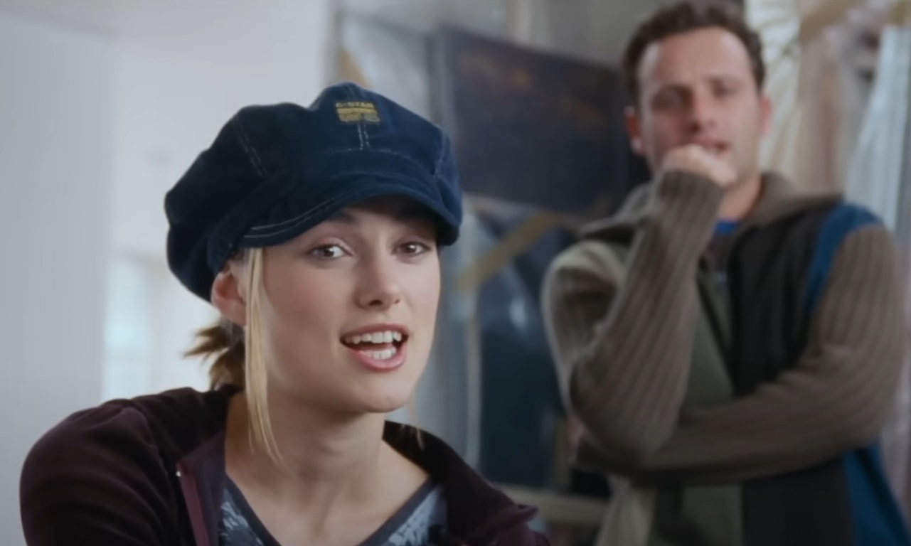 Screenshot from the movie Love Actually (2003).