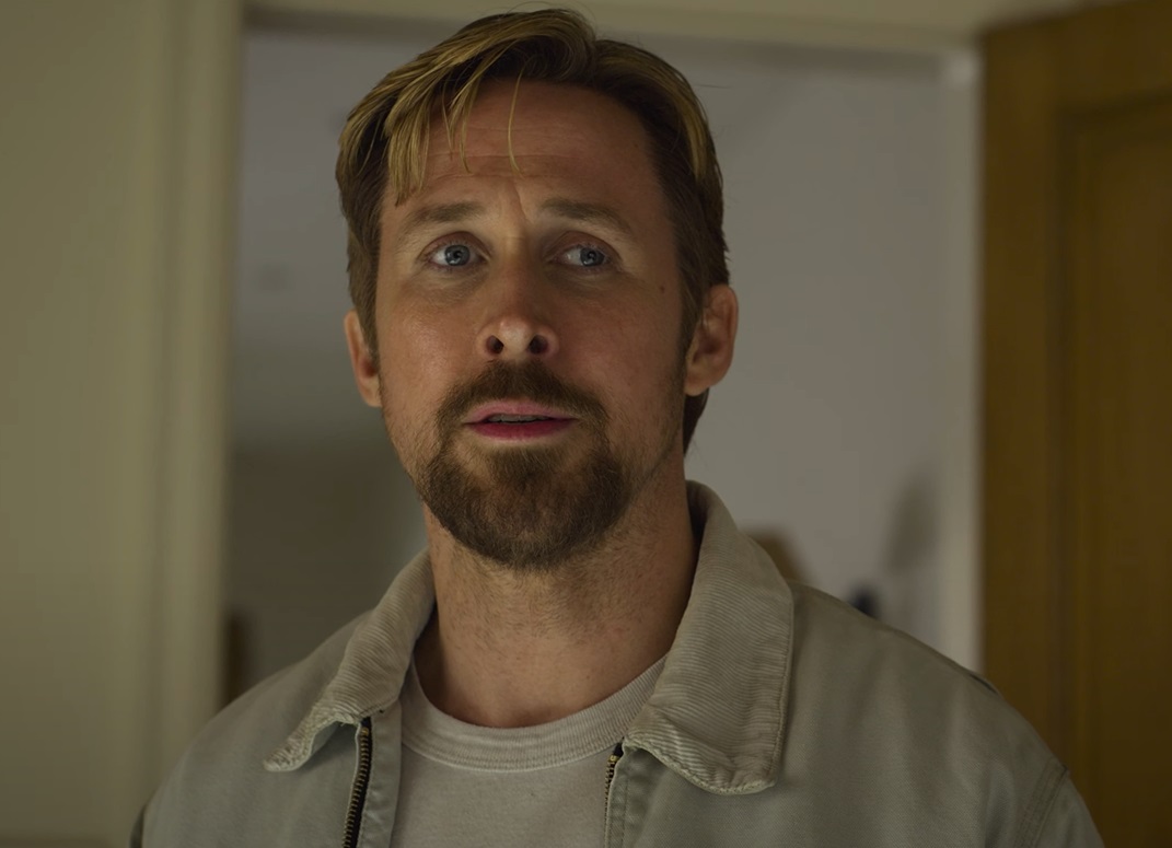 Screenshot from the movie The Gray Man (2022)