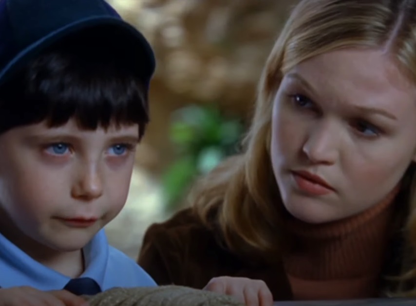 Screenshot from the movie The Omen (2006)