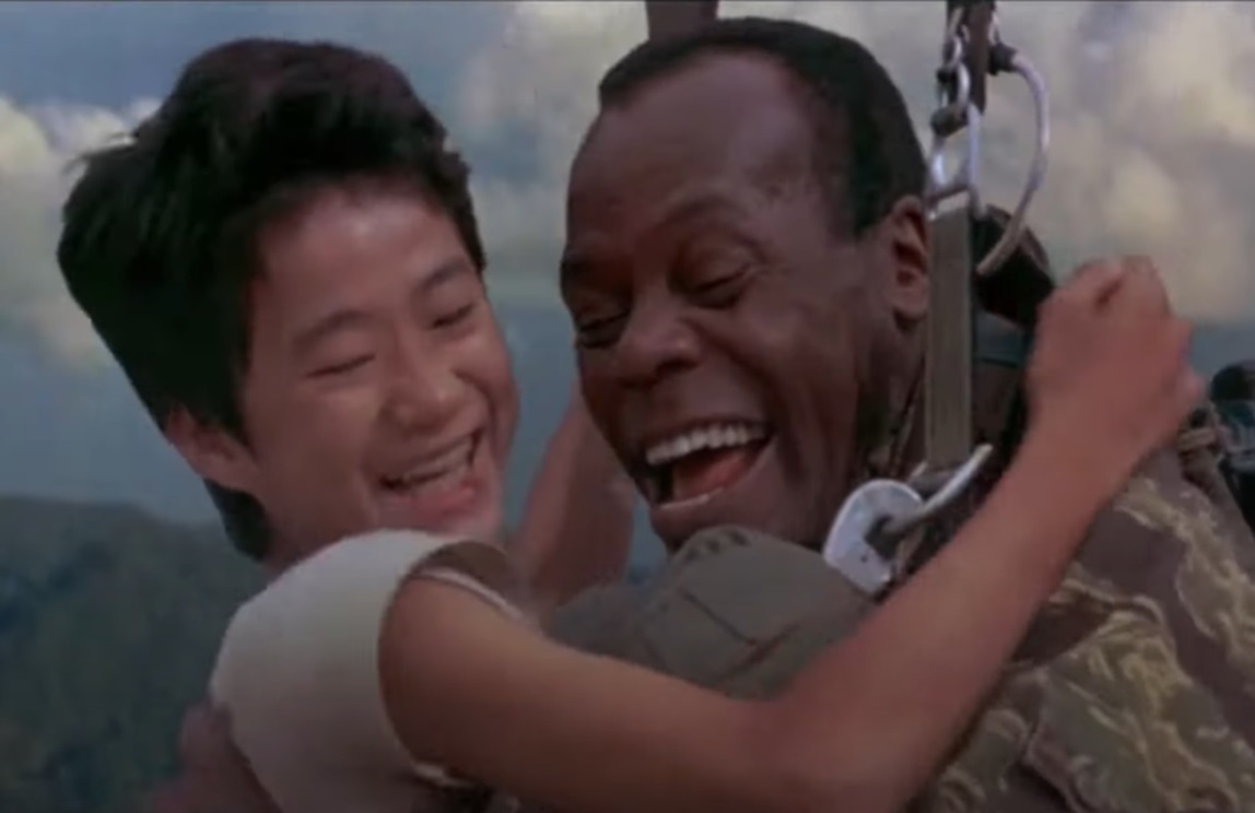 Screenshot of Danny Glover and Dinh Thien Le from - Operation Dumbo Drop (1995)