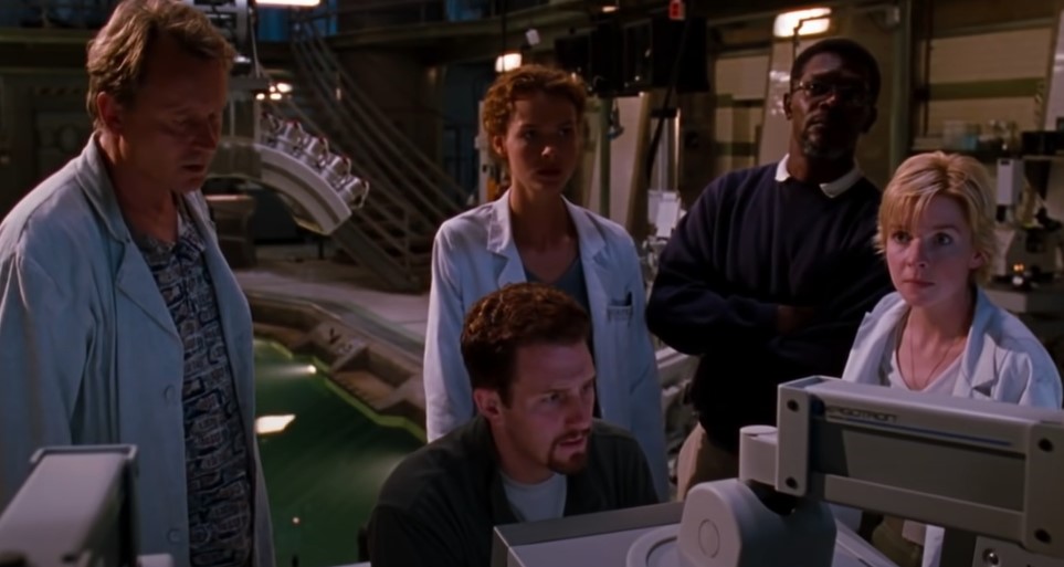 Deep Blue Sea (1999)