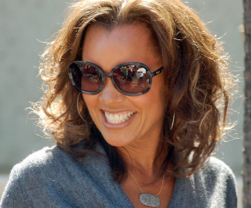 Vanessa Williams in blue