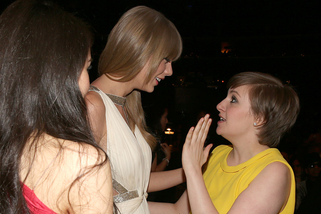 Singer Taylor Swift and actress Lena Dunham
