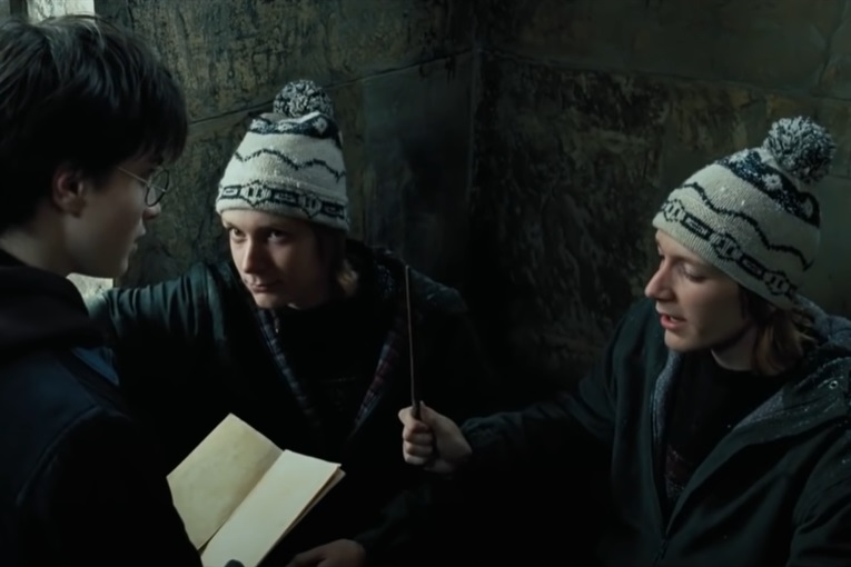 Screenshot from the animated movie Harry Potter and the Prisoner of Azkaban (2004)