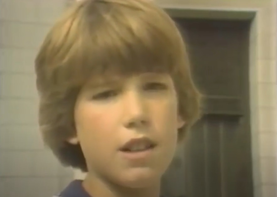 Screenshot from the educational television program The Voyage of the Mimi (1984)