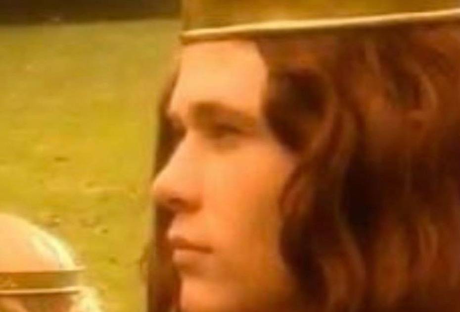 Screenshot from the  fantasy television series Guinevere Jones (2002)