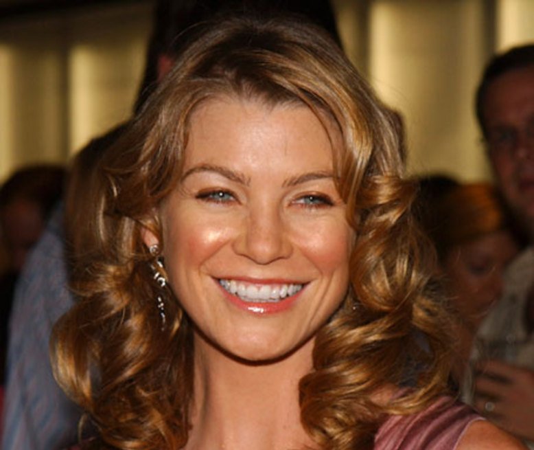 Portrait Photo of the Actress Ellen Pompeo, smiling and facing the camera