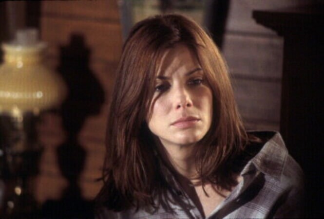 Screenshot from the movie Murder by Numbers (2002)