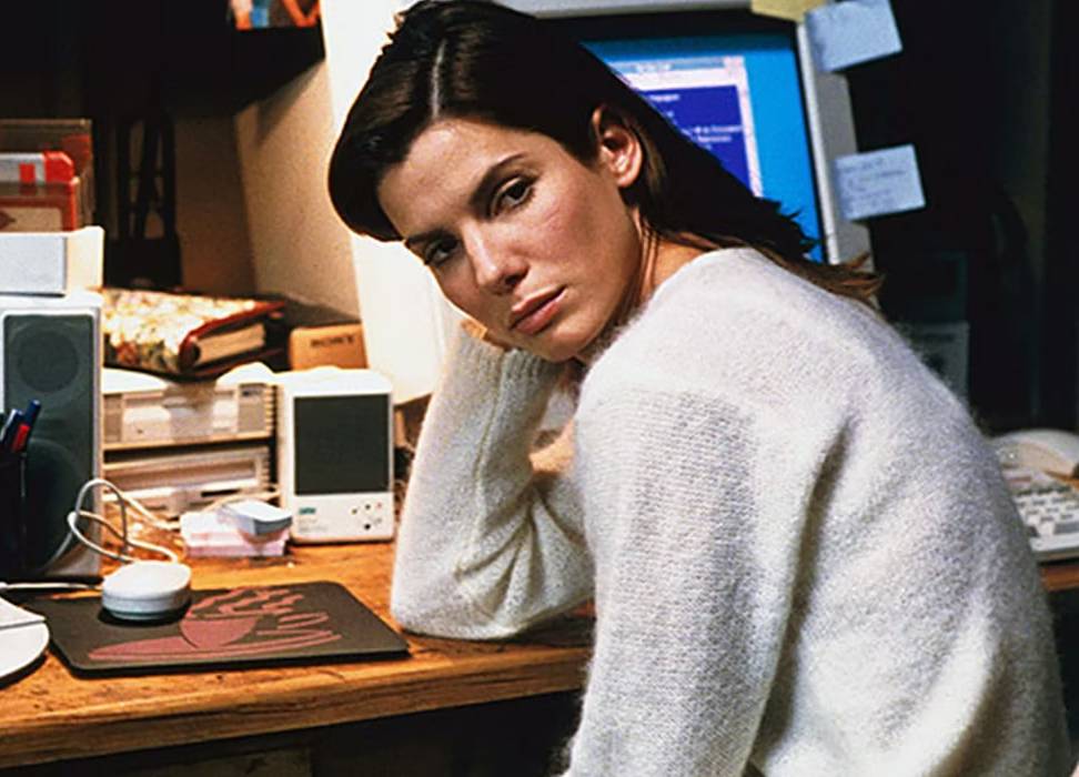 Screenshot from the movie The Net (1995)