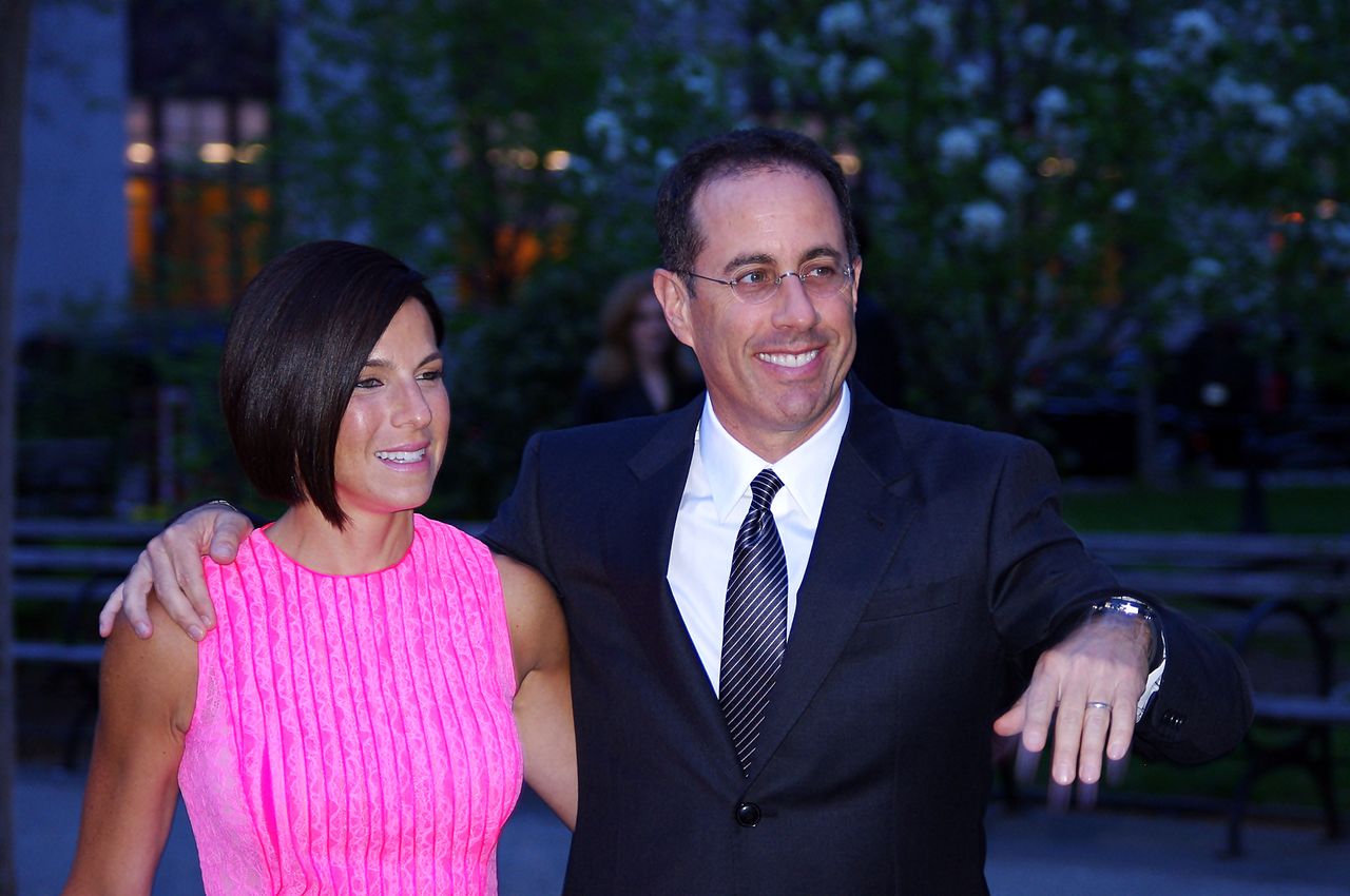 Jessica Seinfeld and Jerry Seinfeld at the Vanity Fair party - 2011