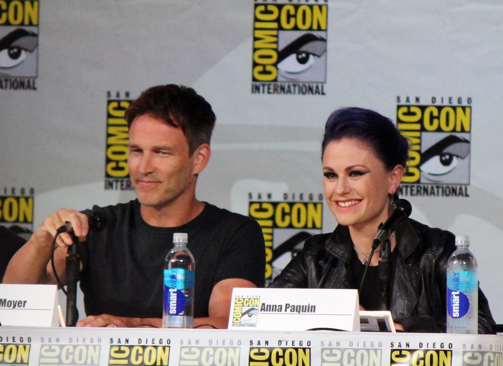 Stephen Moyer and Anna Paquin at the True Blood panel at the 2014 Comic-Con convention