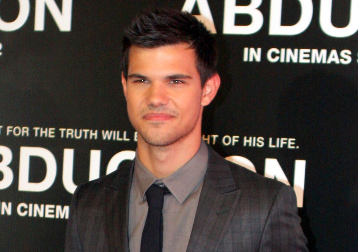 Portrait Photo of the Actor Taylor Lautner at the Abduction Premiere