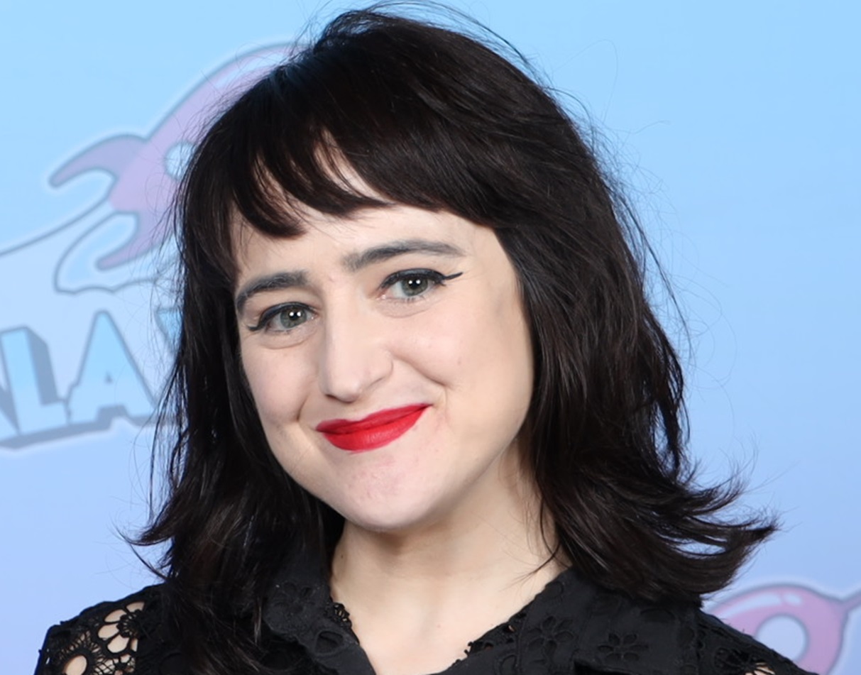 Mara Wilson at Galaxy Con Raleigh in 2023