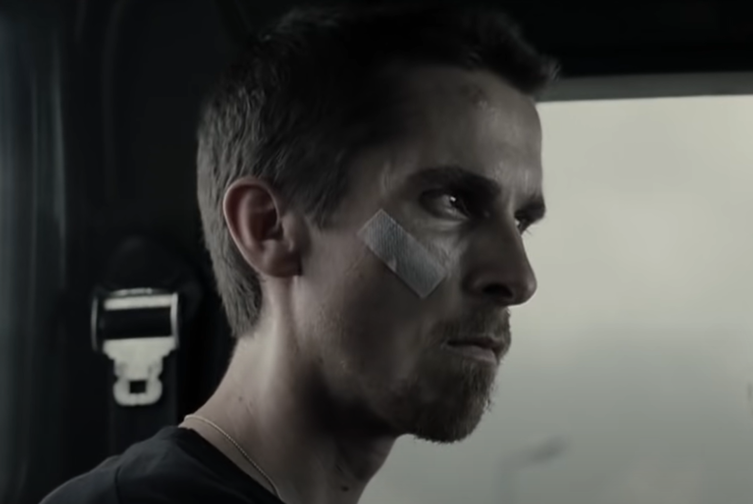 Screenshot of Christian Bale as Trevor Reznik - from The Machinist (2004)