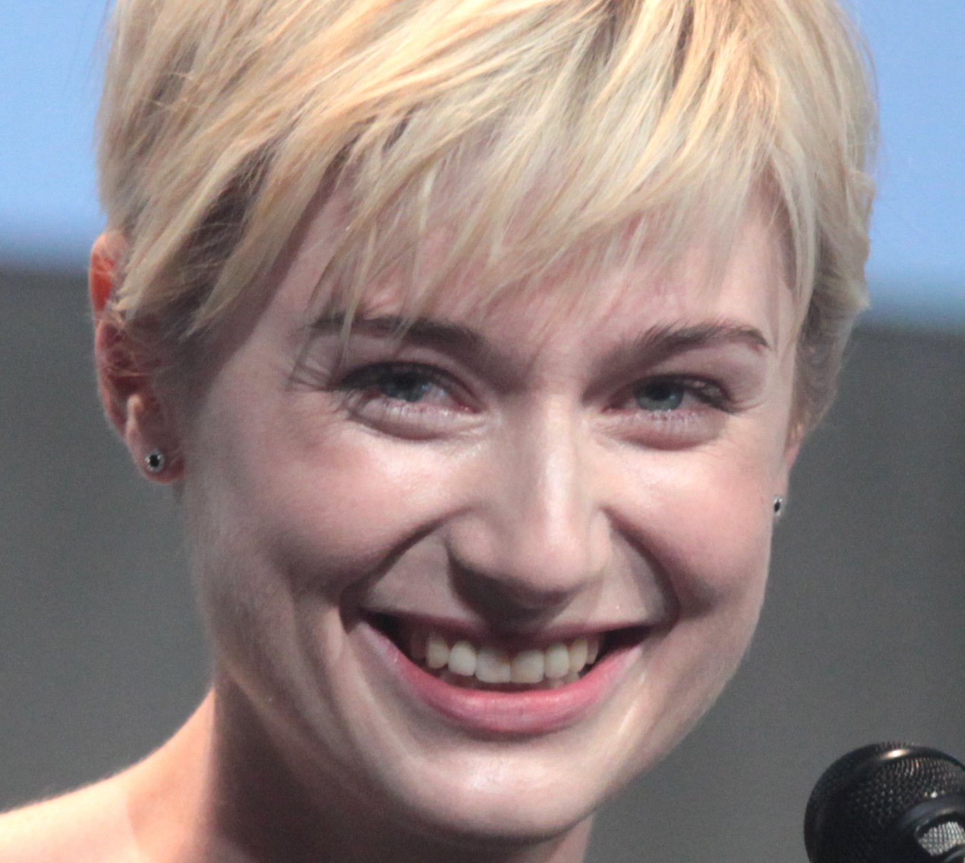 Elizabeth Debicki at the 2015 San Diego Comic-Con