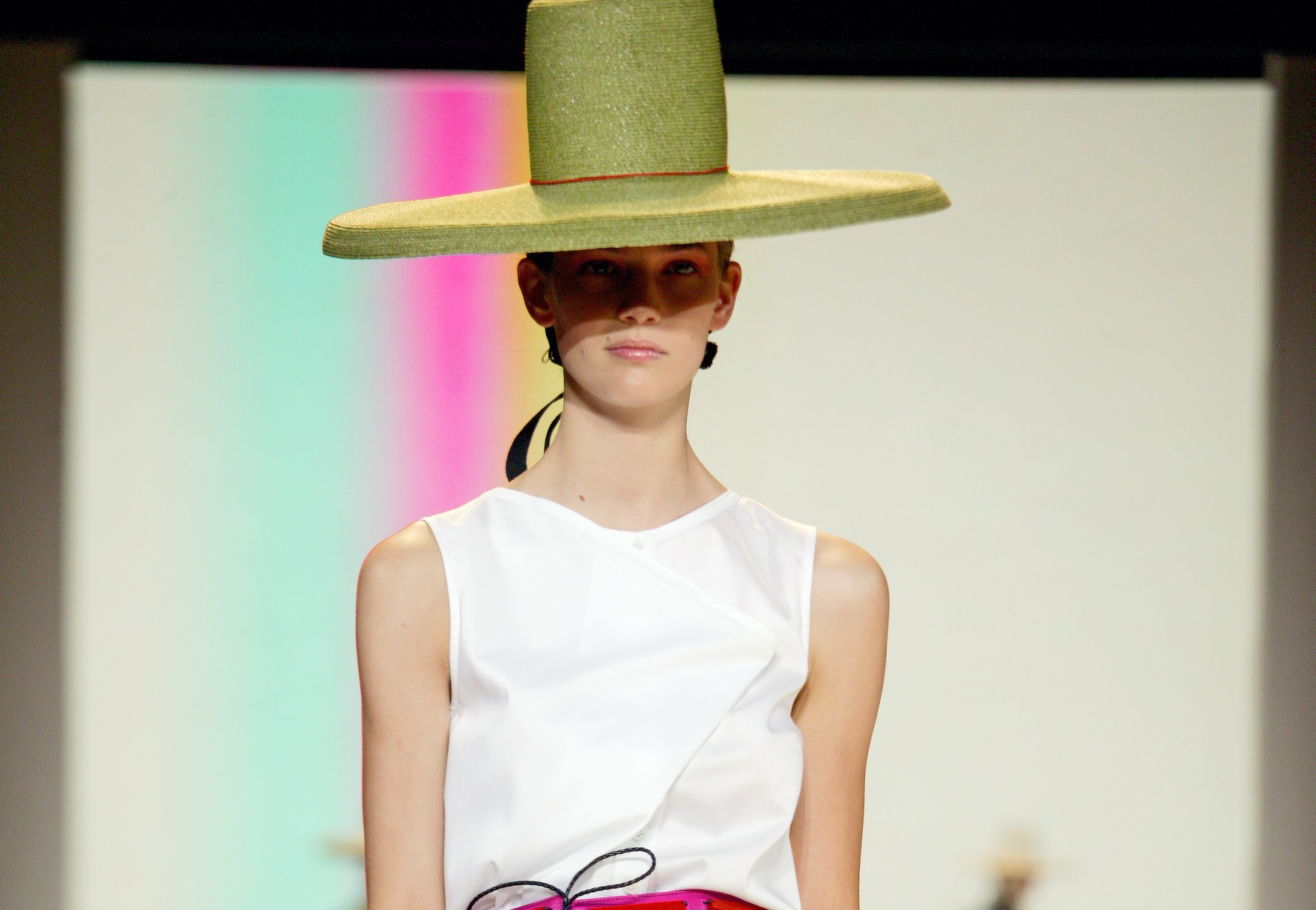 Model Kendra Spears walks the runway at Carolina Herrera collection - 2011