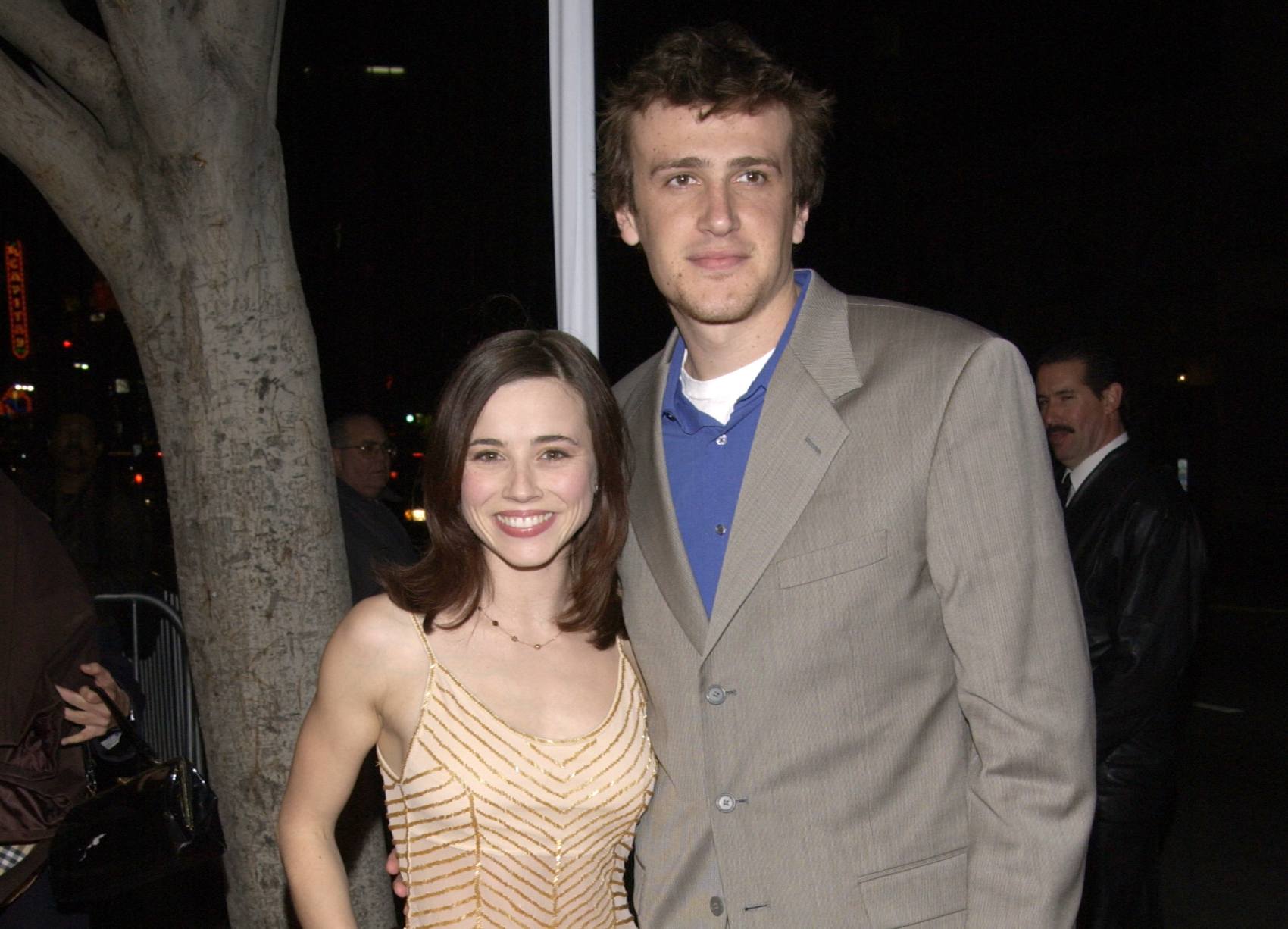 Jason Segel and Linda Cardellini
