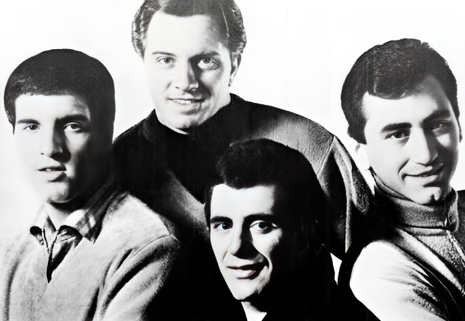 Grayscale Portrait Photo of the band The Four Seasons in 1966