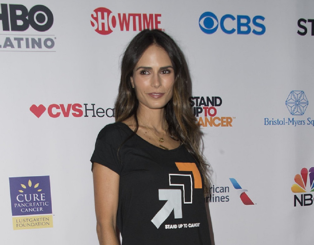Jordana Brewster looking at side.