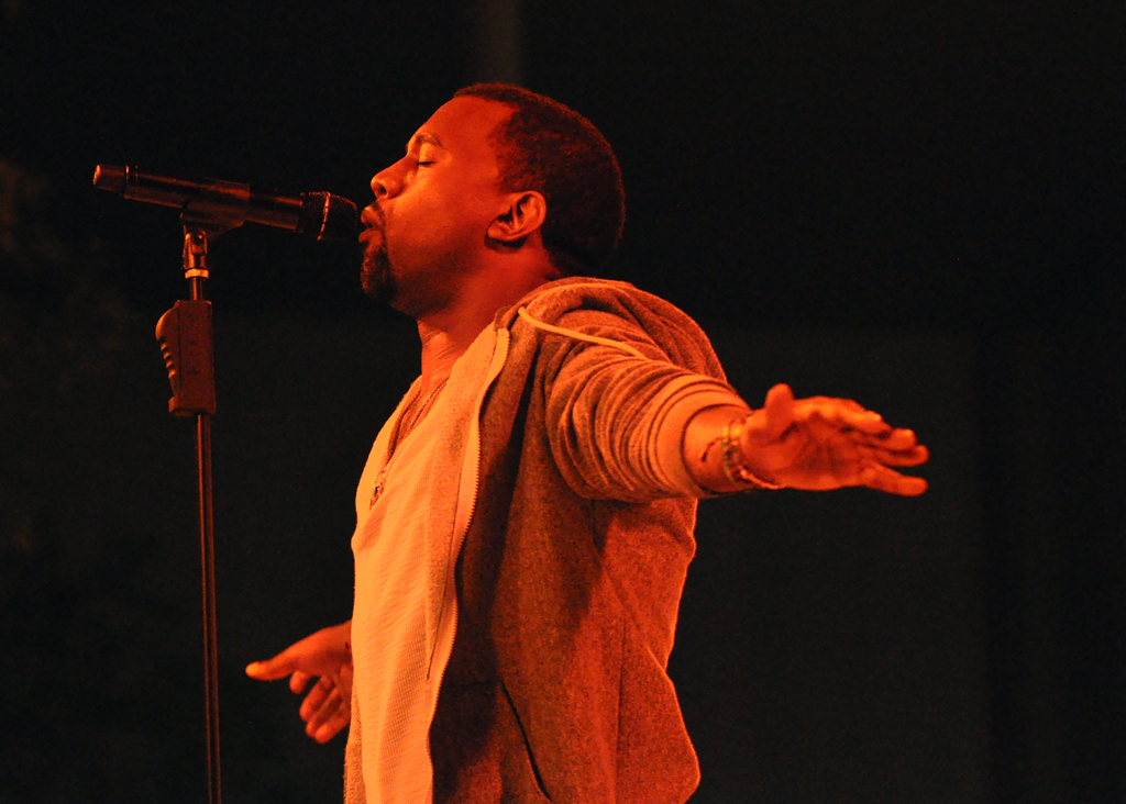 Kanye West performing at The Museum of Modern Art's annual Party