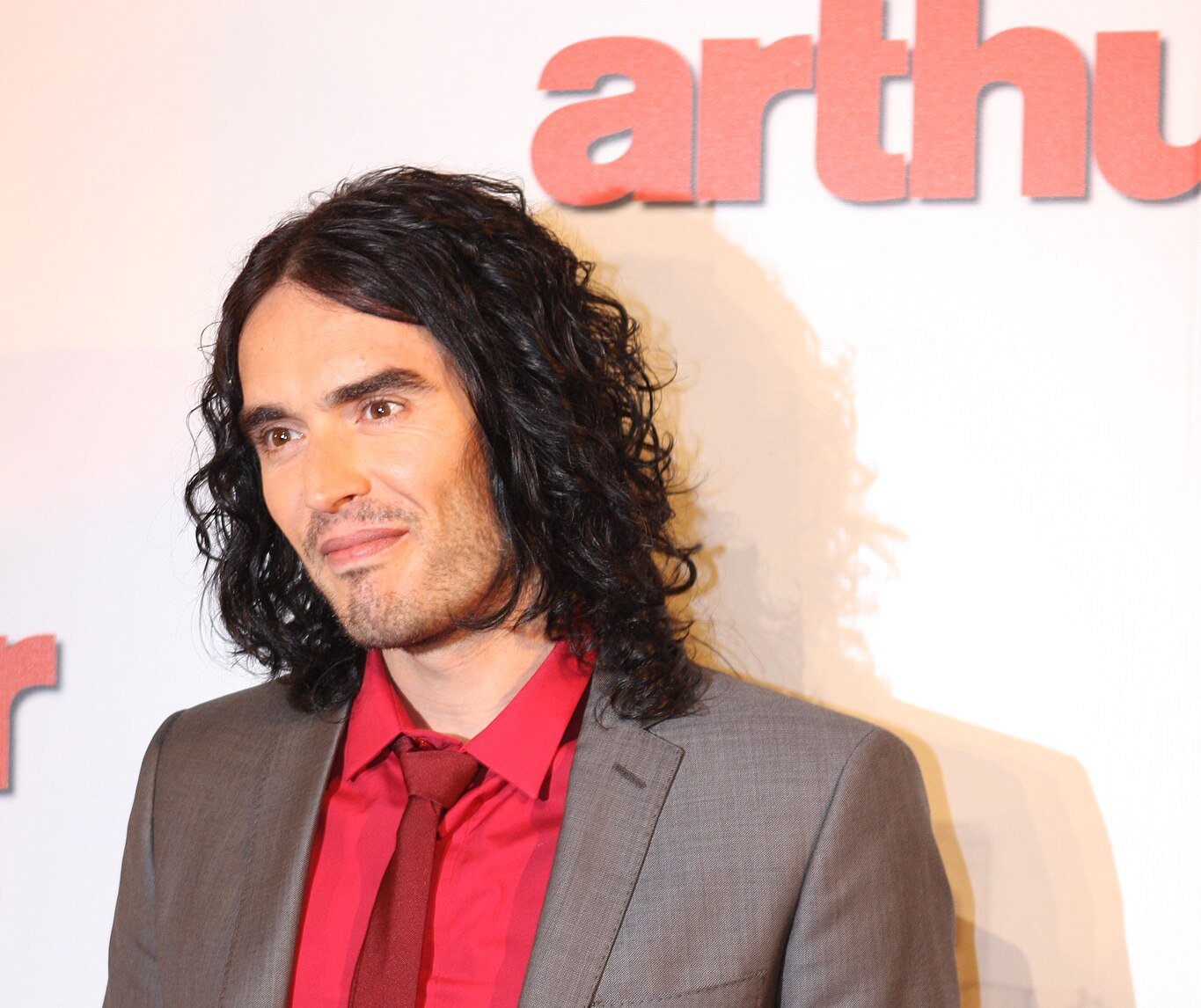 Portrait Photo of Russell Brand at Arthur Premier