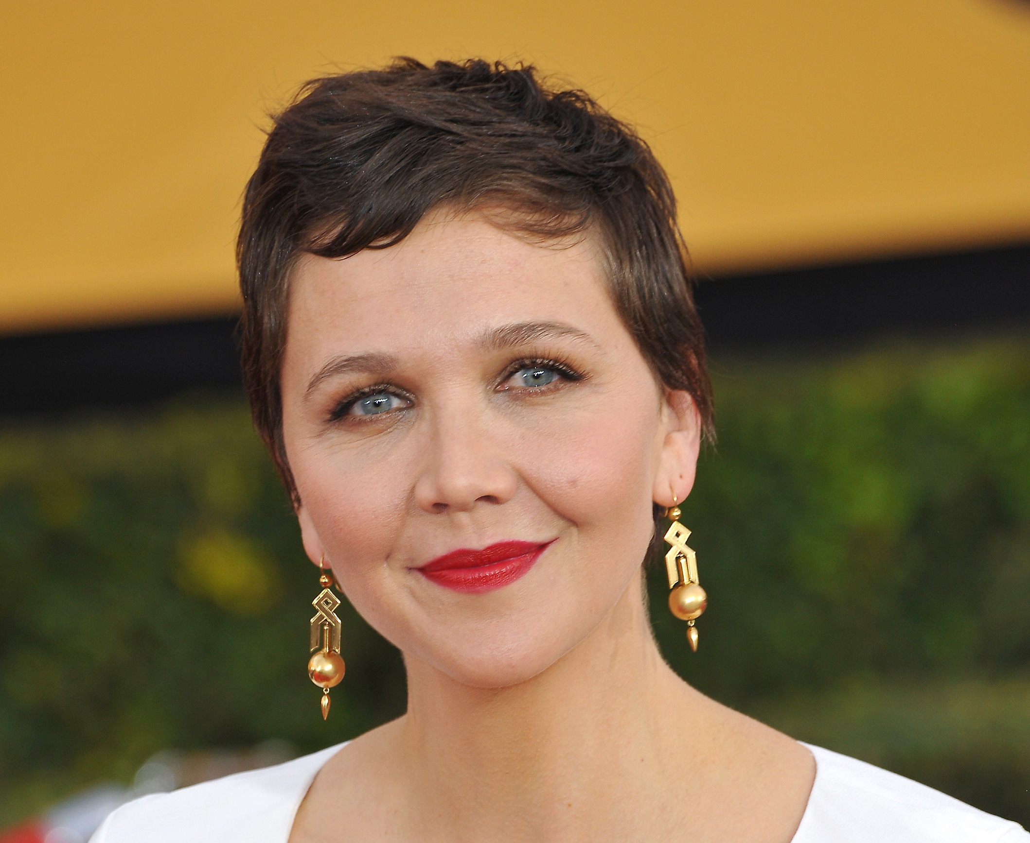Maggie Gyllenhaal at the 2015 Screen Actors Guild Awards