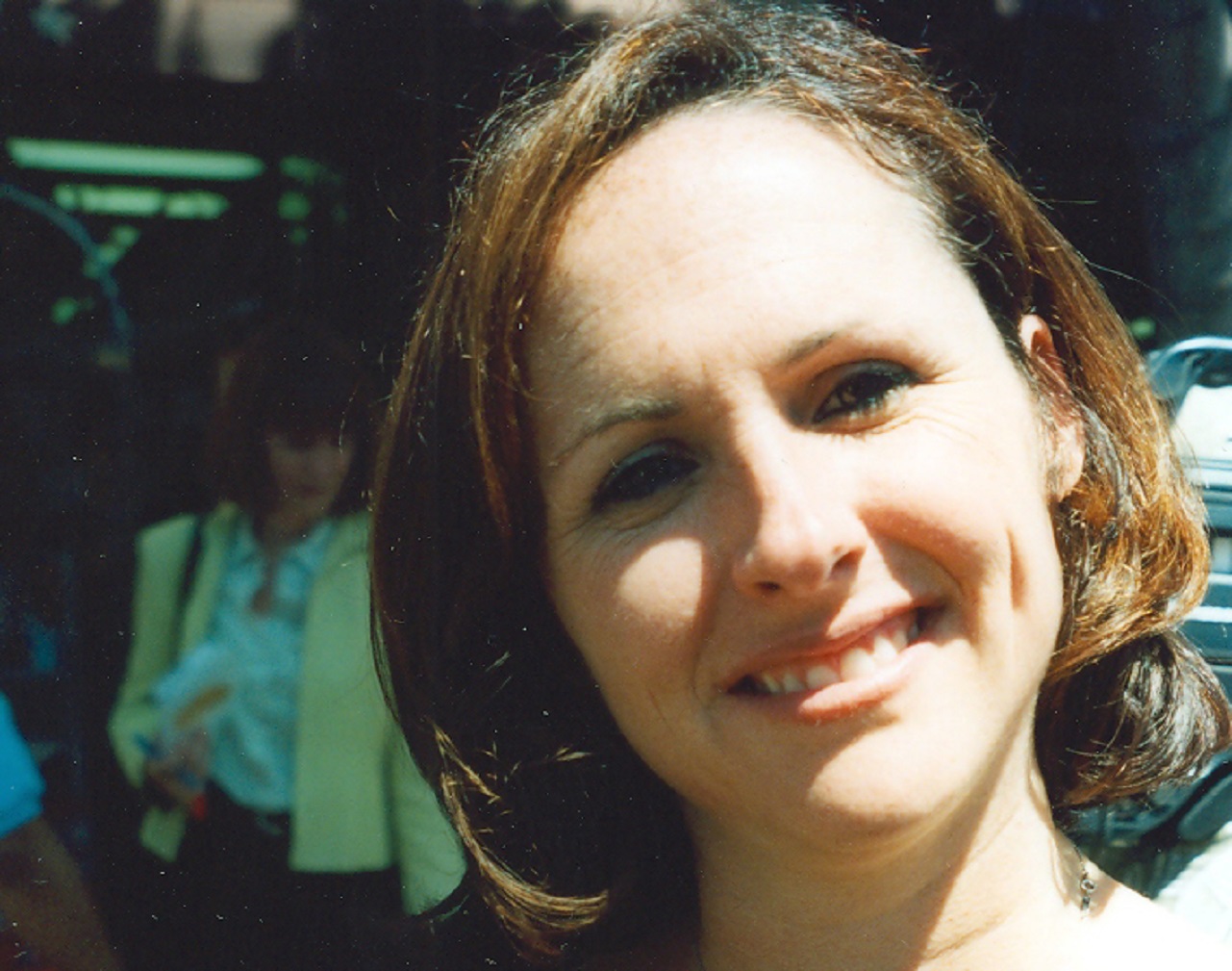 Molly Shannon Smiling at camera - 1999