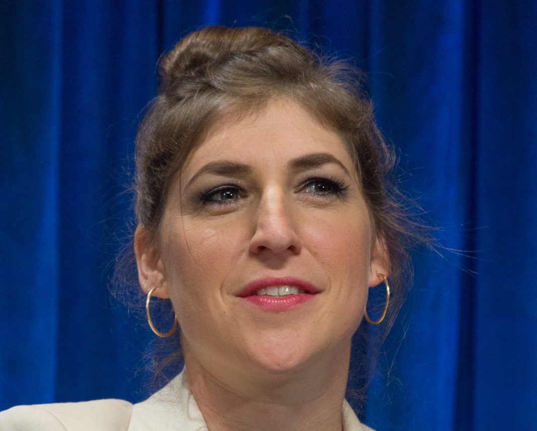 Portrait Photo of Mayim Bialik at PaleyFest 2013
