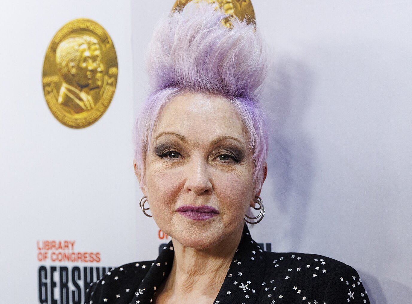 Cyndi Lauper on the red carpet at the 2023 Gershwin Prize for Popular Song Concert