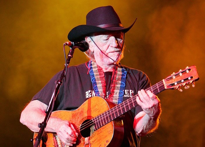Portrait Photo of Willie Nelson performing at the Chumash Casino Resort