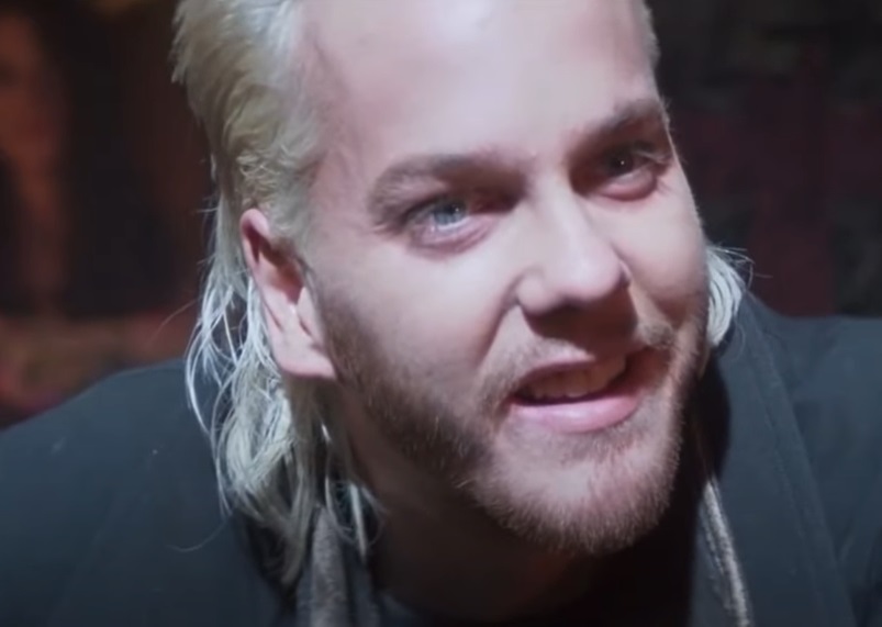 Screenshot from the movie The Lost Boys (1987)