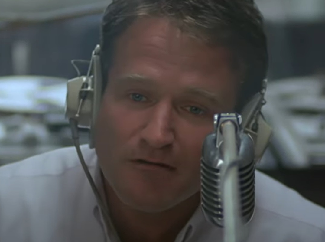 Screenshot from the movie Good Morning, Vietnam (1987)