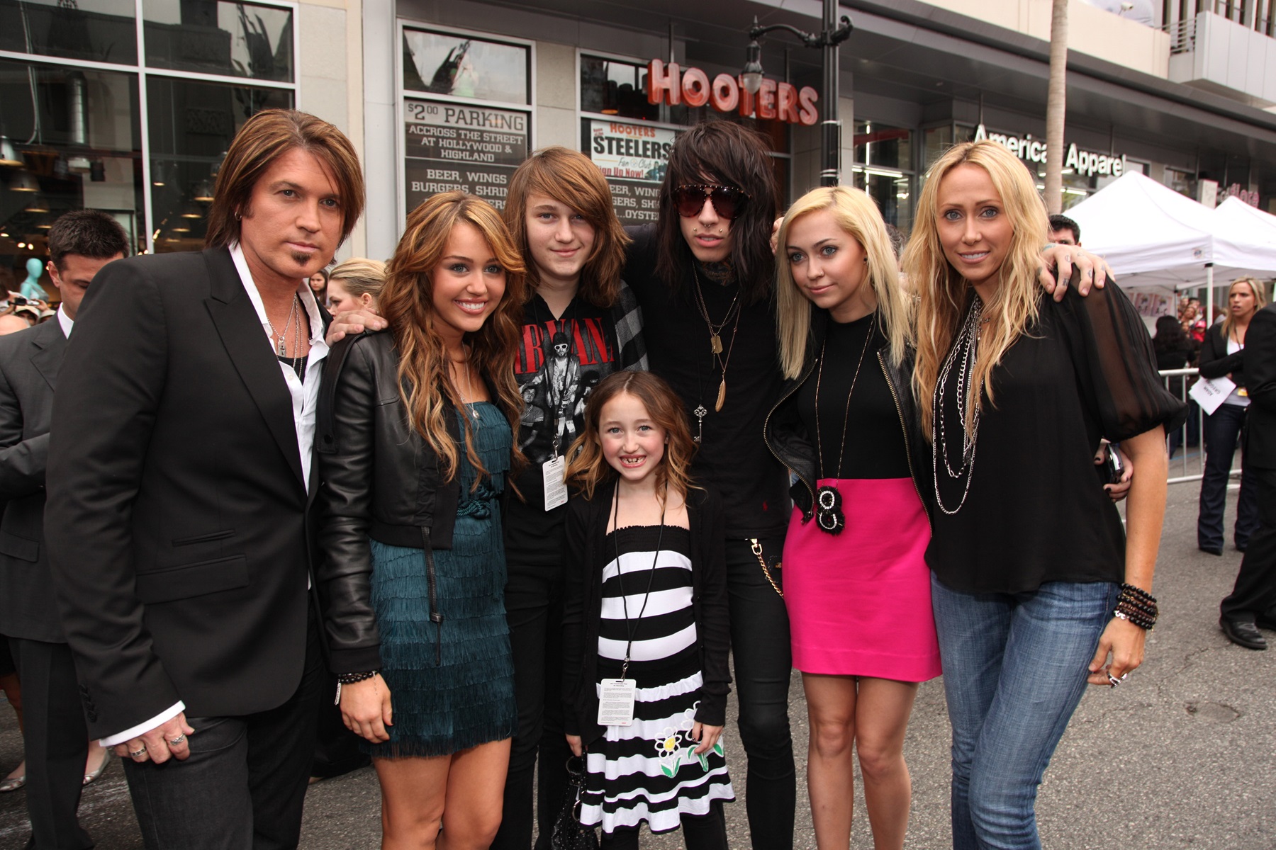Billy Ray Cyrus, Miley Cyrus, Noah Lindsey Cyrus, Braison Cyrus, Trace Cyrus, Brandi Cyrus and Tish Cyrus at the World Premiere of Walt Disney Pictures