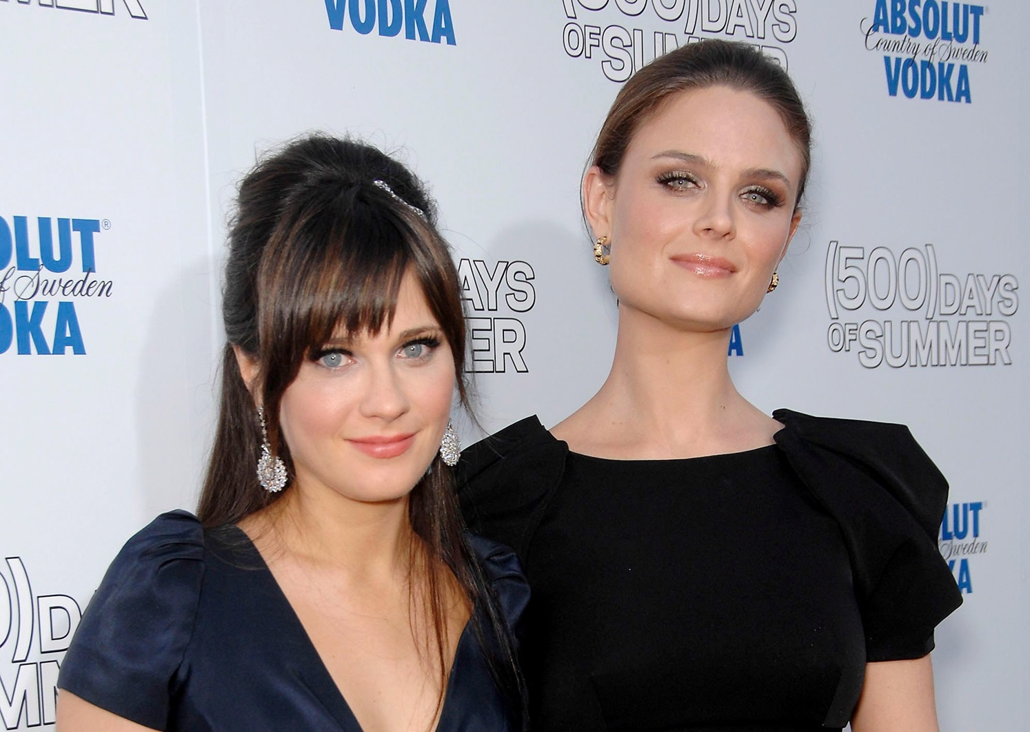Zooey Deschanel, Emily Deschanel at, 500, DAYS OF SUMMER Premiere, Egyptian Theatre, Los Angeles, CA June 24, 2009