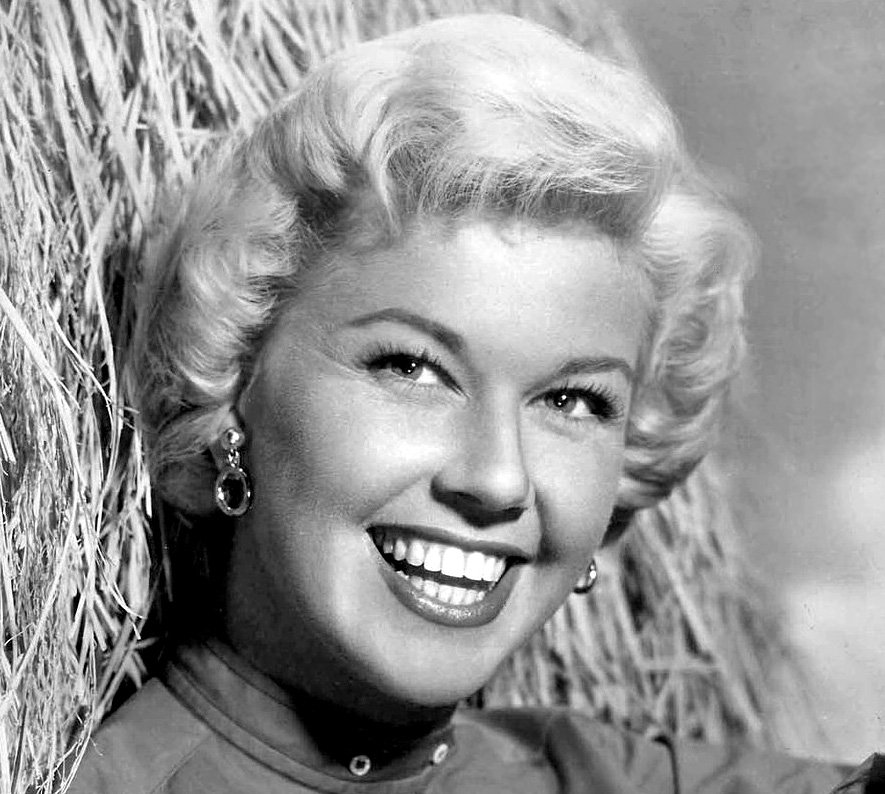 Grayscale Portrait Photo of Doris Day, smiling