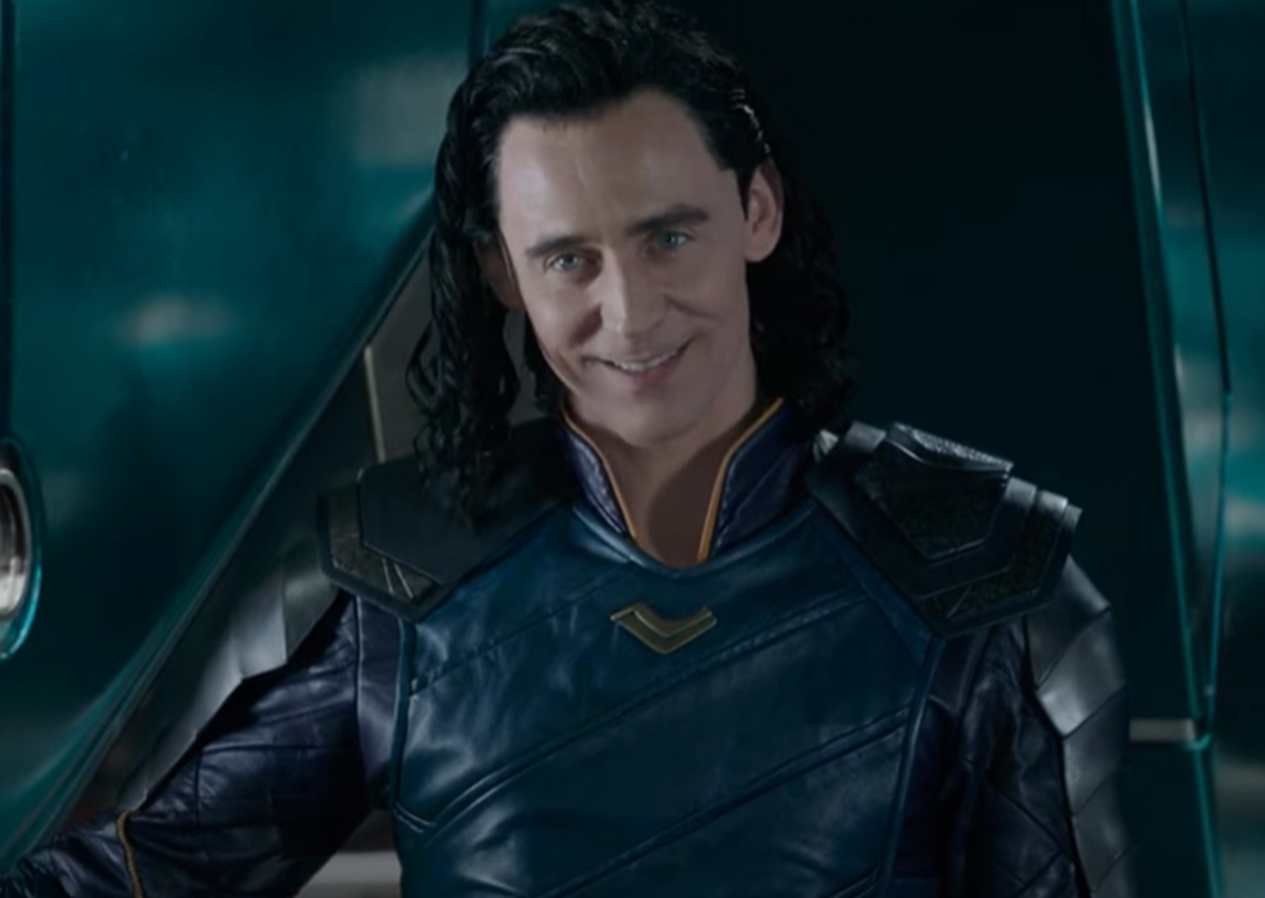 Screenshot of Tom Hiddleston from - Thor: Ragnarok (2017)