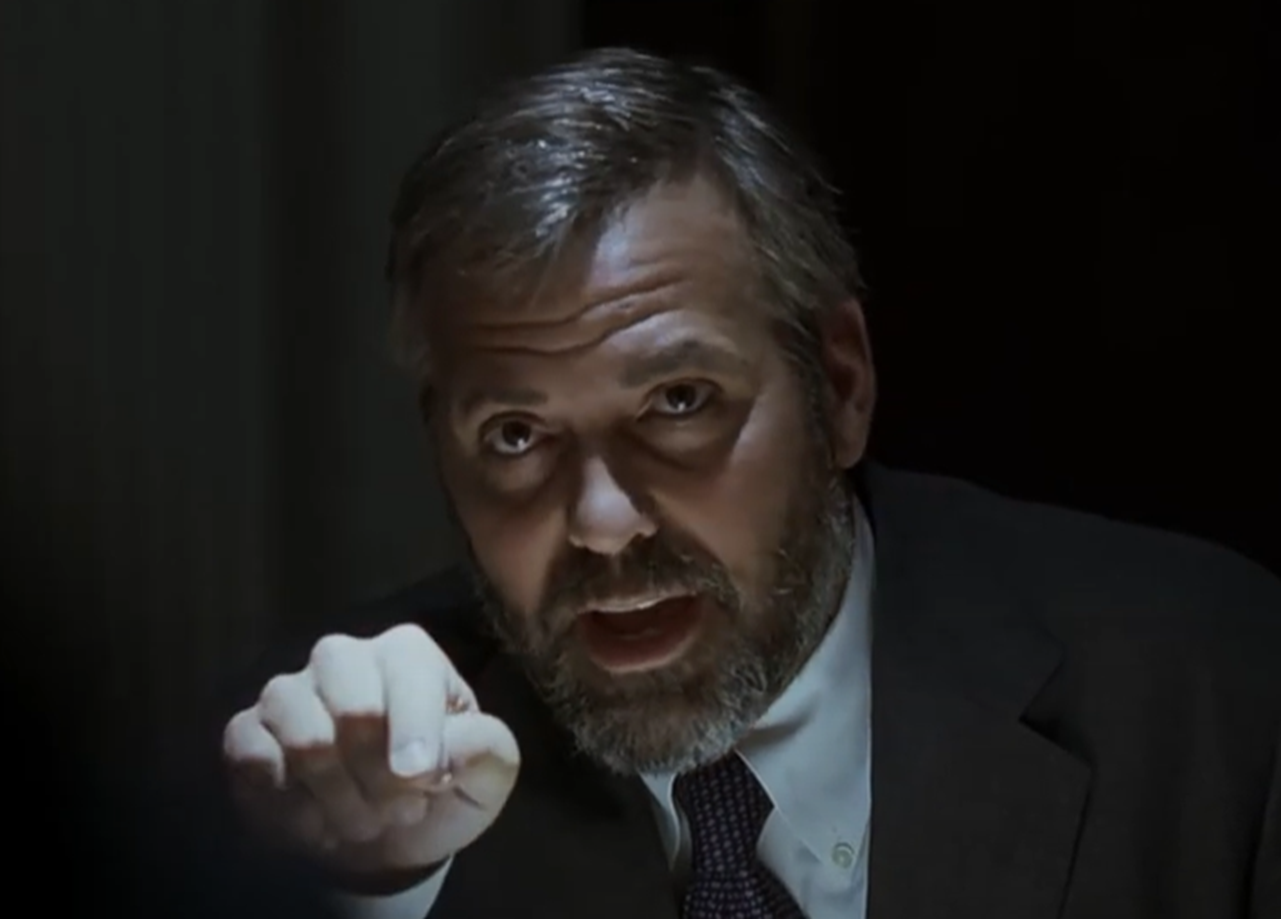 Screenshot of George Clooney from - Syriana (2005)