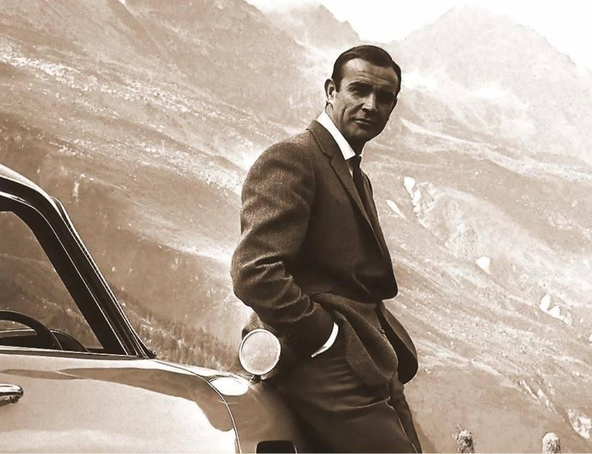 Sean Connery / James Bond in