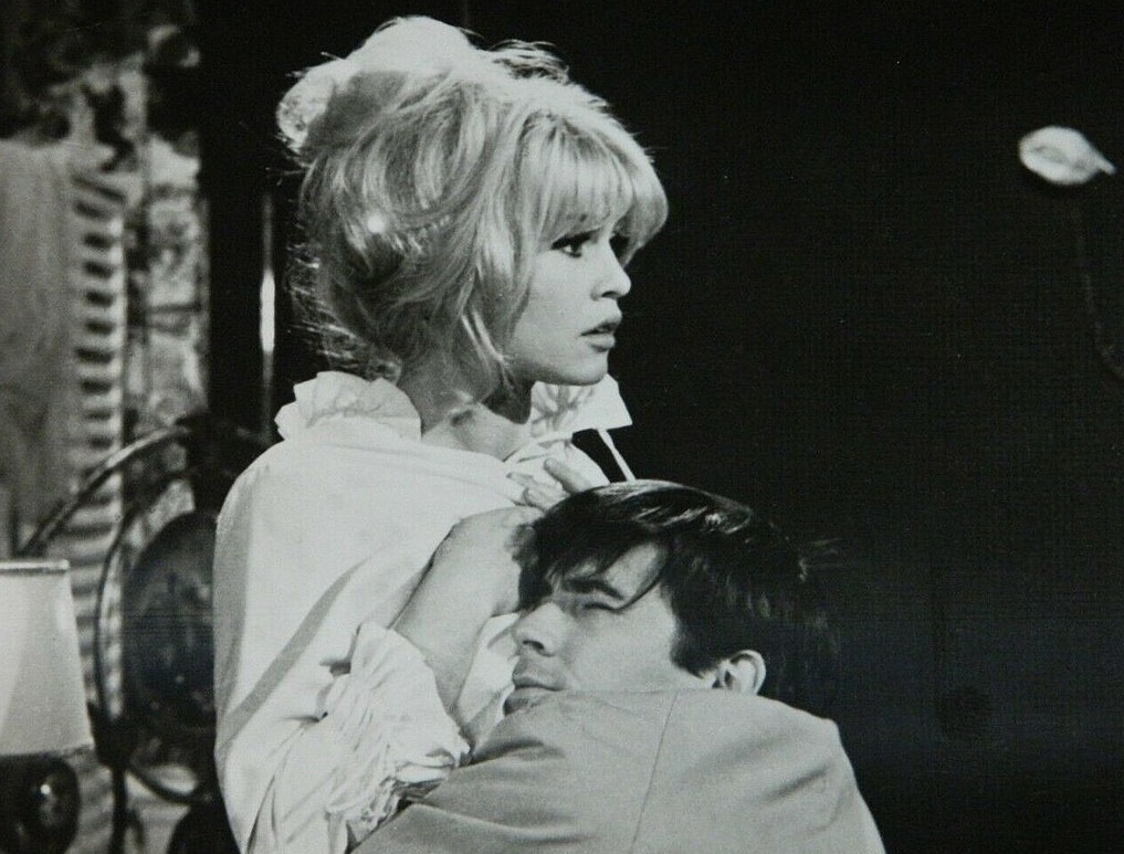 Brigitte Bardot in a publicity still for Une ravissante idiote