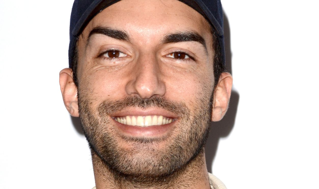 Justin Baldoni - 409690699