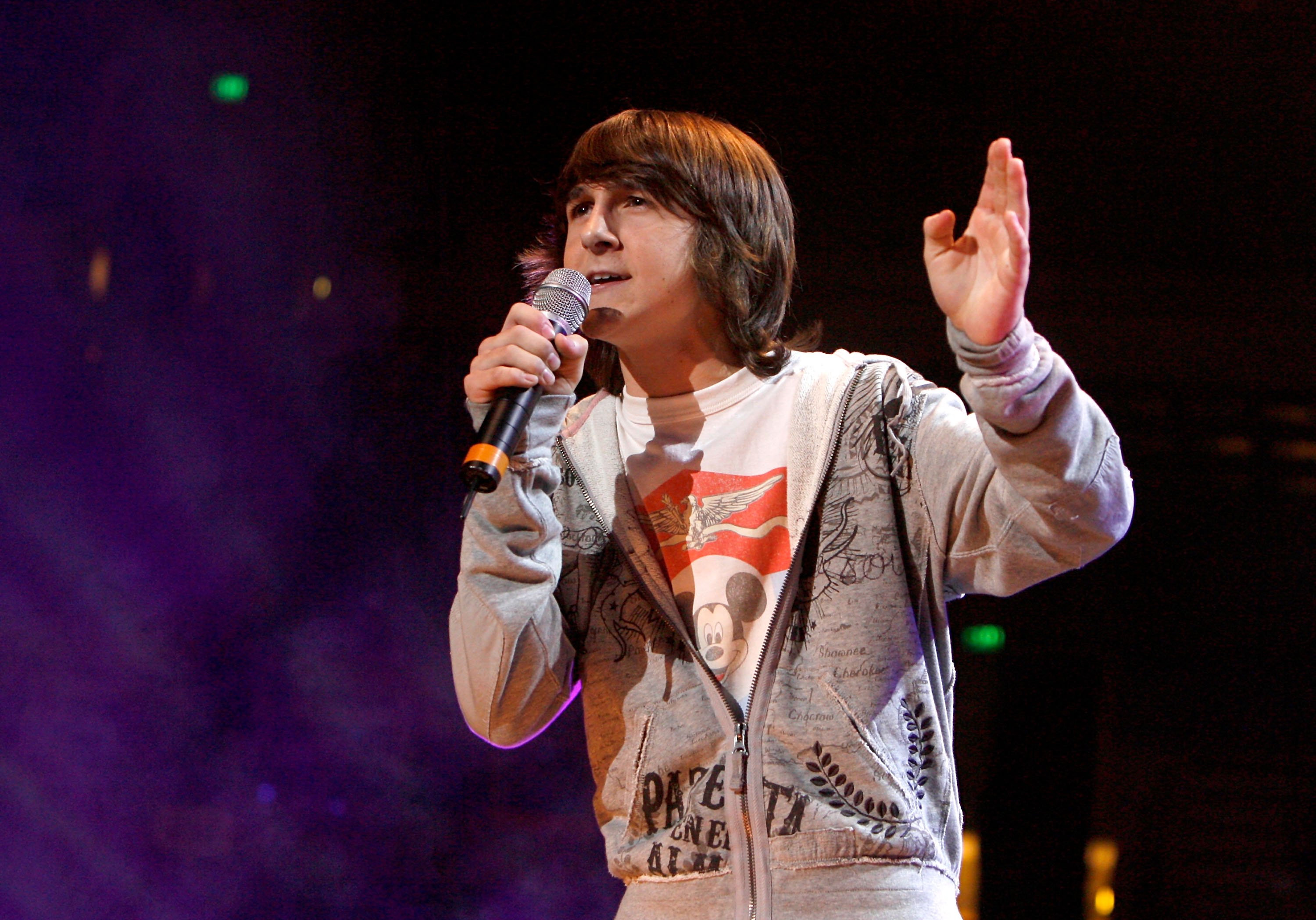 Actor Mitchel Musso onstage during the Radio Disney Totally 10 Birthday Concert held at the Arrowhead Pond of Anaheim on July 22, 2006 in Anaheim, California.