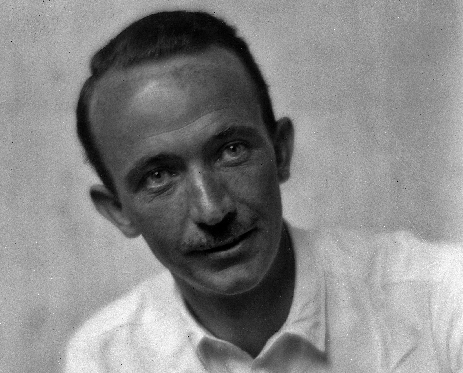 Head shot of actor Walter Brennan - 1930s