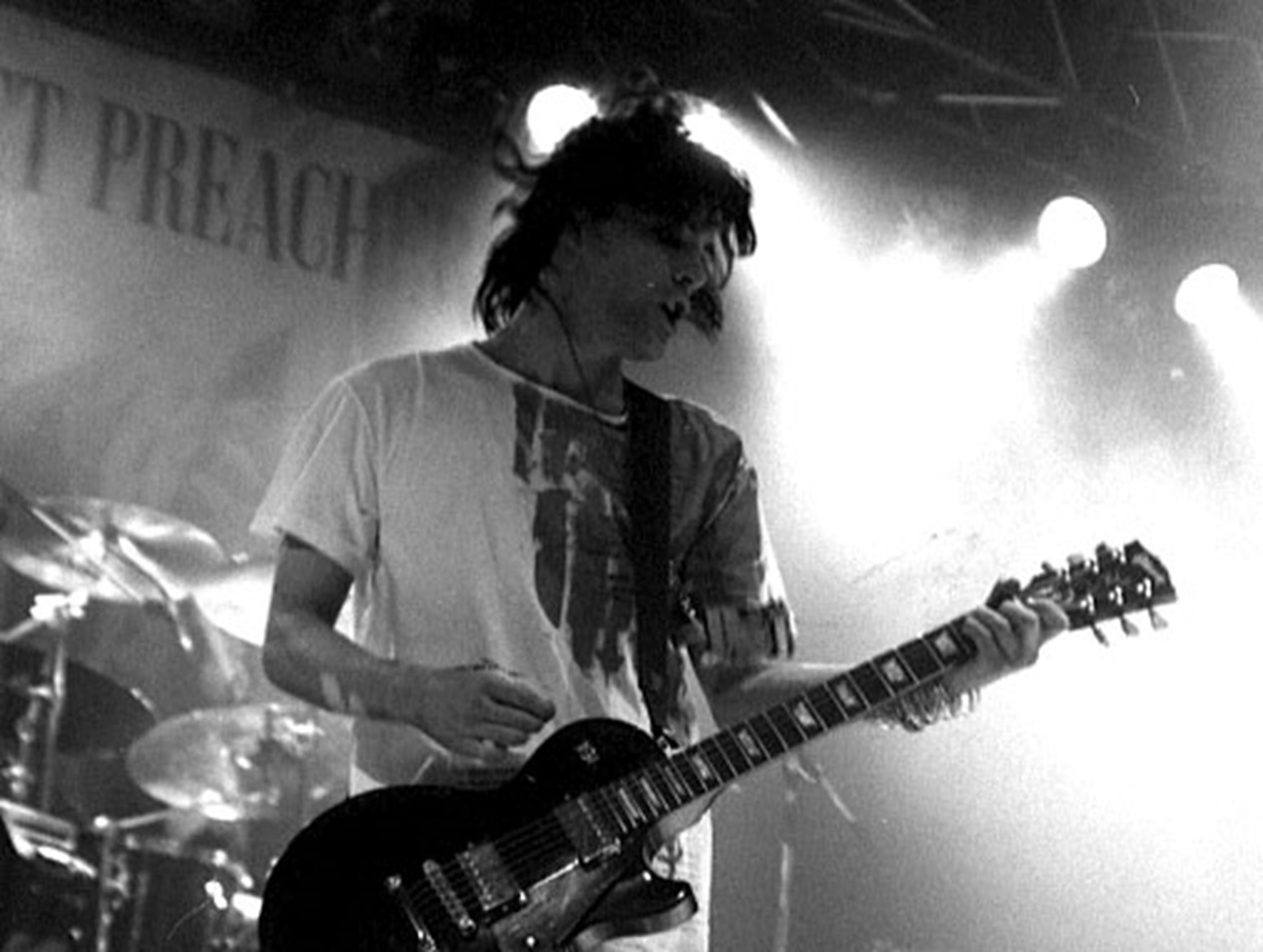 Richey Edwards with Manic Street Preachers in Japan, circa 1991