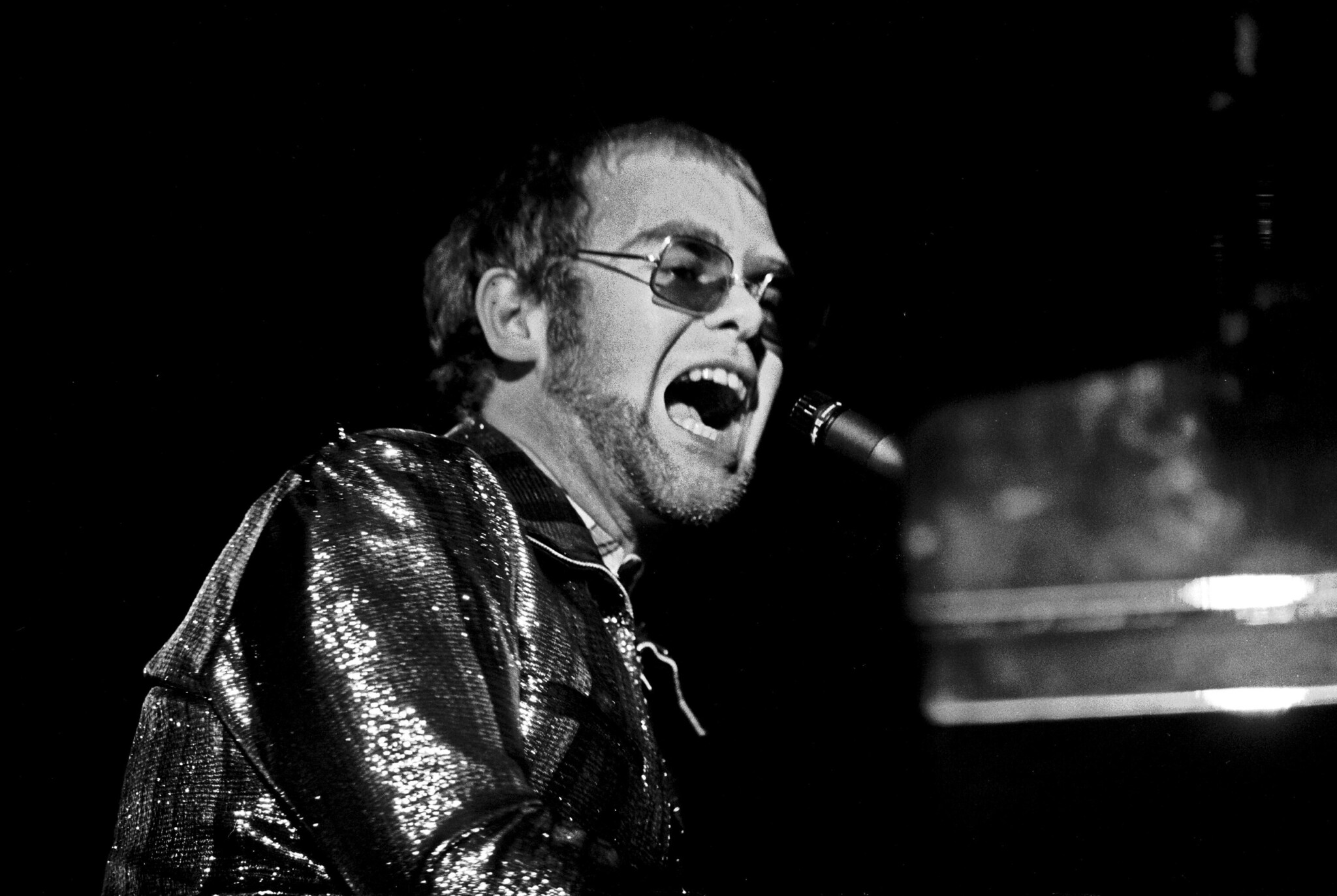 Elton John in the Musikhalle Hamburg - 1972