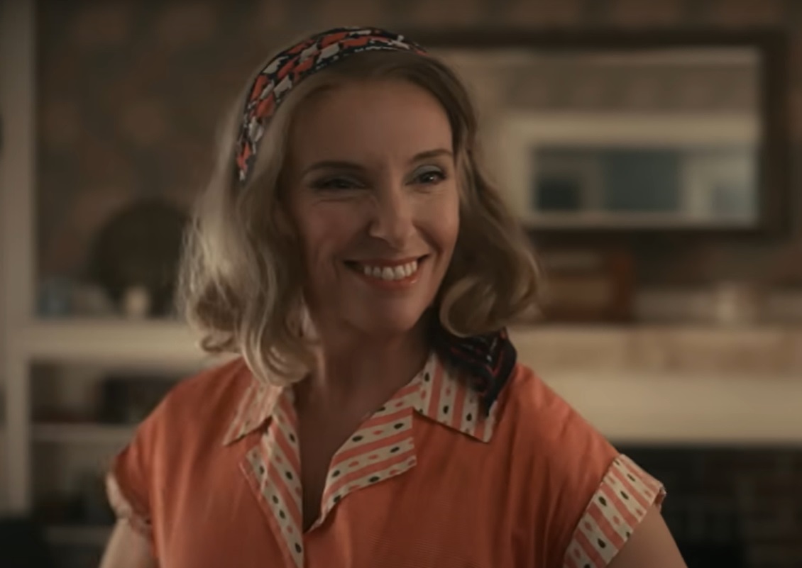 Screenshot from the movie I'm Thinking of Ending Things (2020)